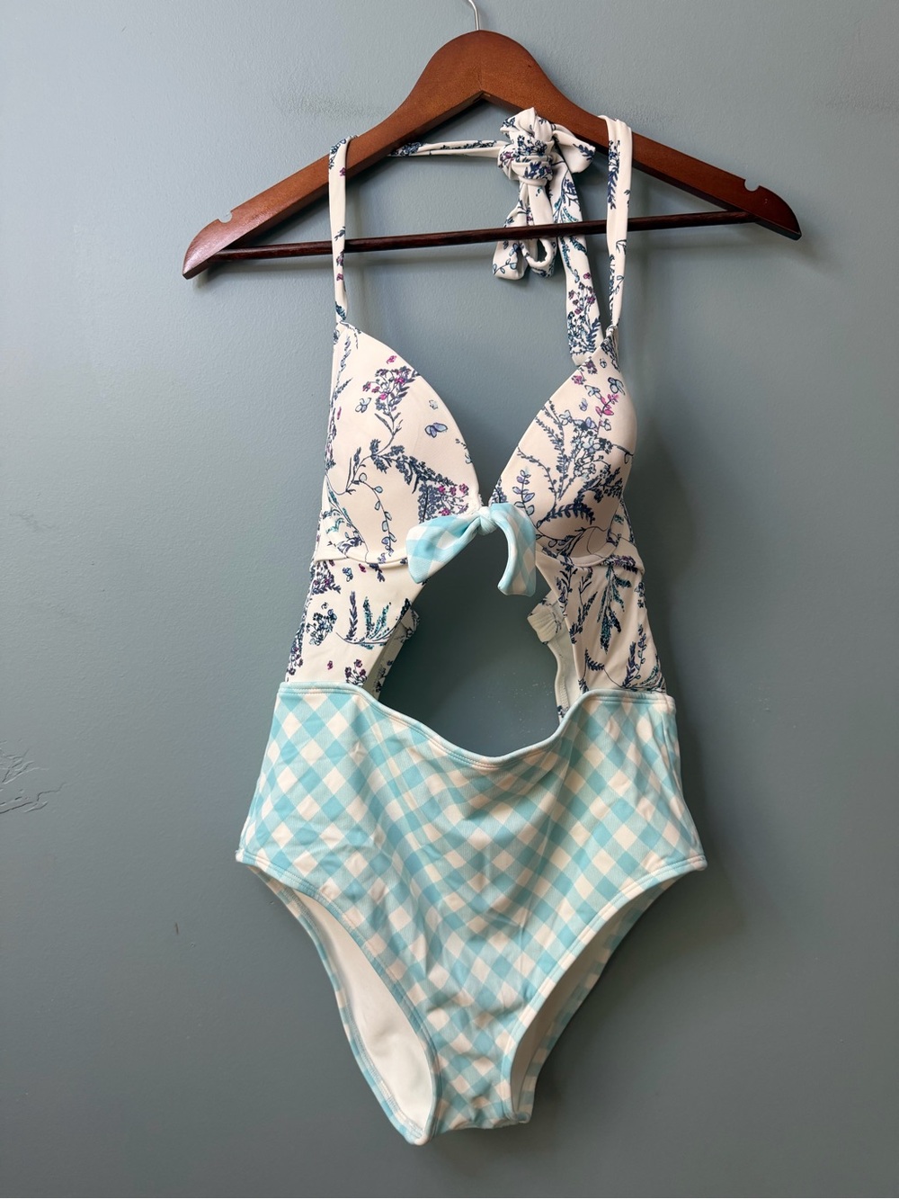 Adore Me Blue & White Floral Gingham Cut Out One Piece Swimsuit Size Medium